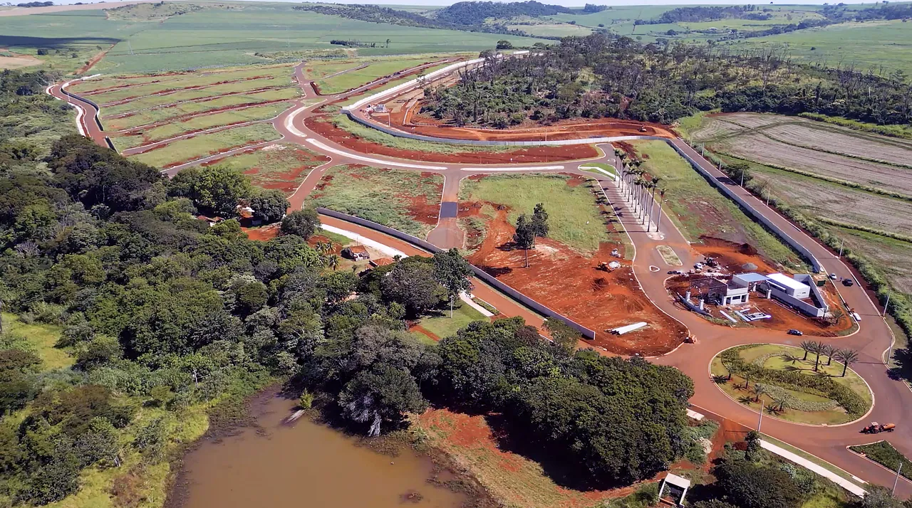 Vista aérea das obras do Villagio Carmen Steffens, na Zona Sul de Ribeirão Preto